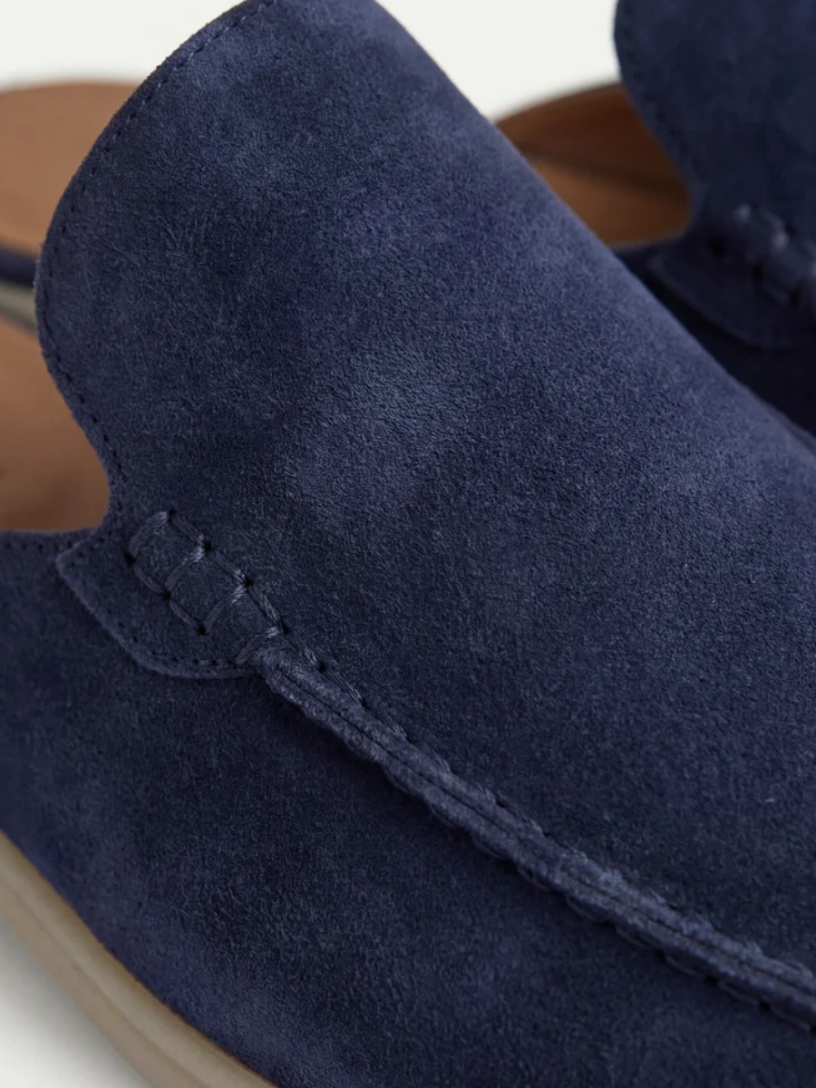 Navy Yacht Mule