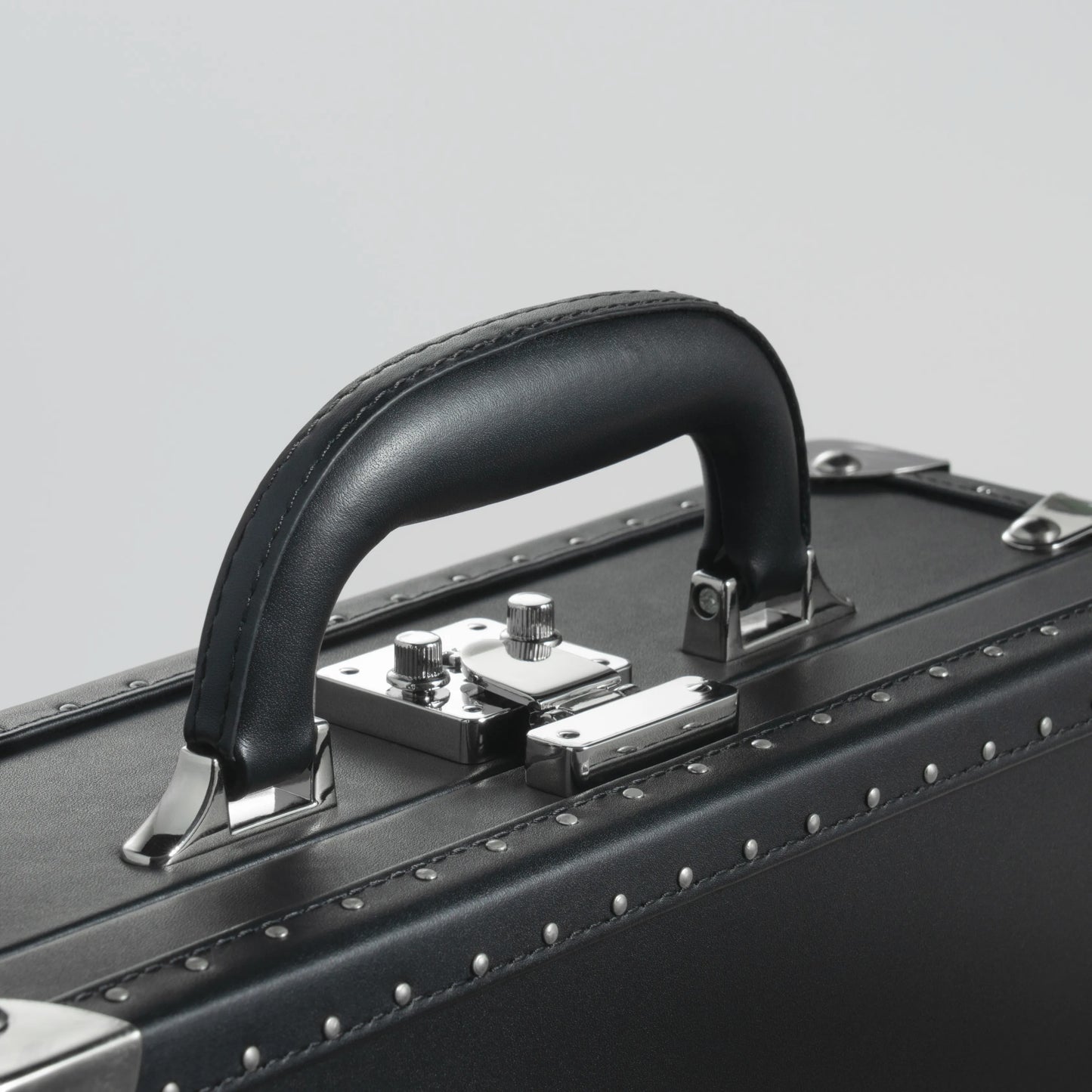 Avelius® Watch Briefcase